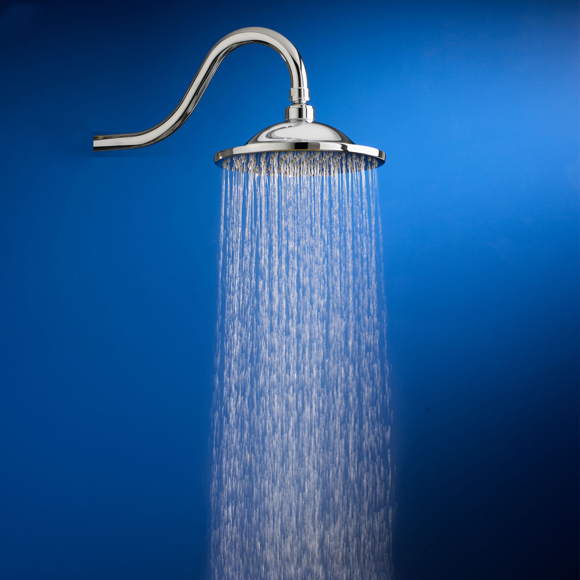 Pomme de douche à effet pluie de 8 po 2,5 gpm/9,5 L/min